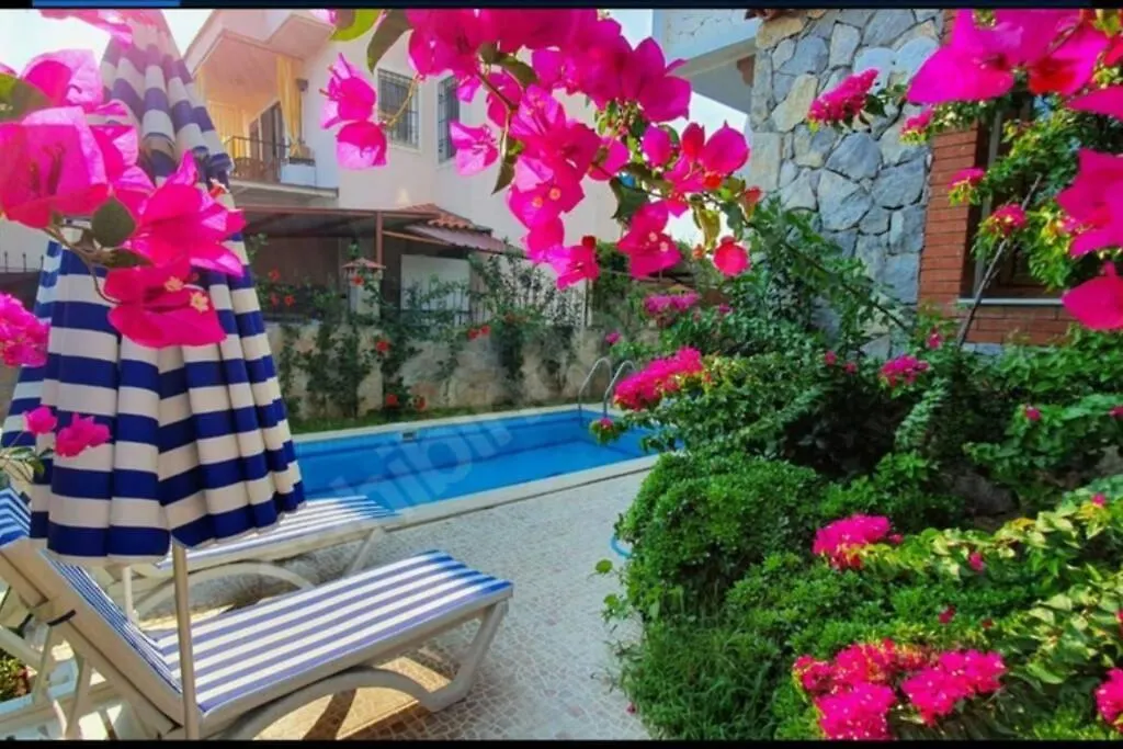 Baris Manco Bulvari Villa Apartment Fethiye